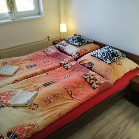 Penzion Kutil Trojanovice Frenštát pod Radhoštěm Exterior foto