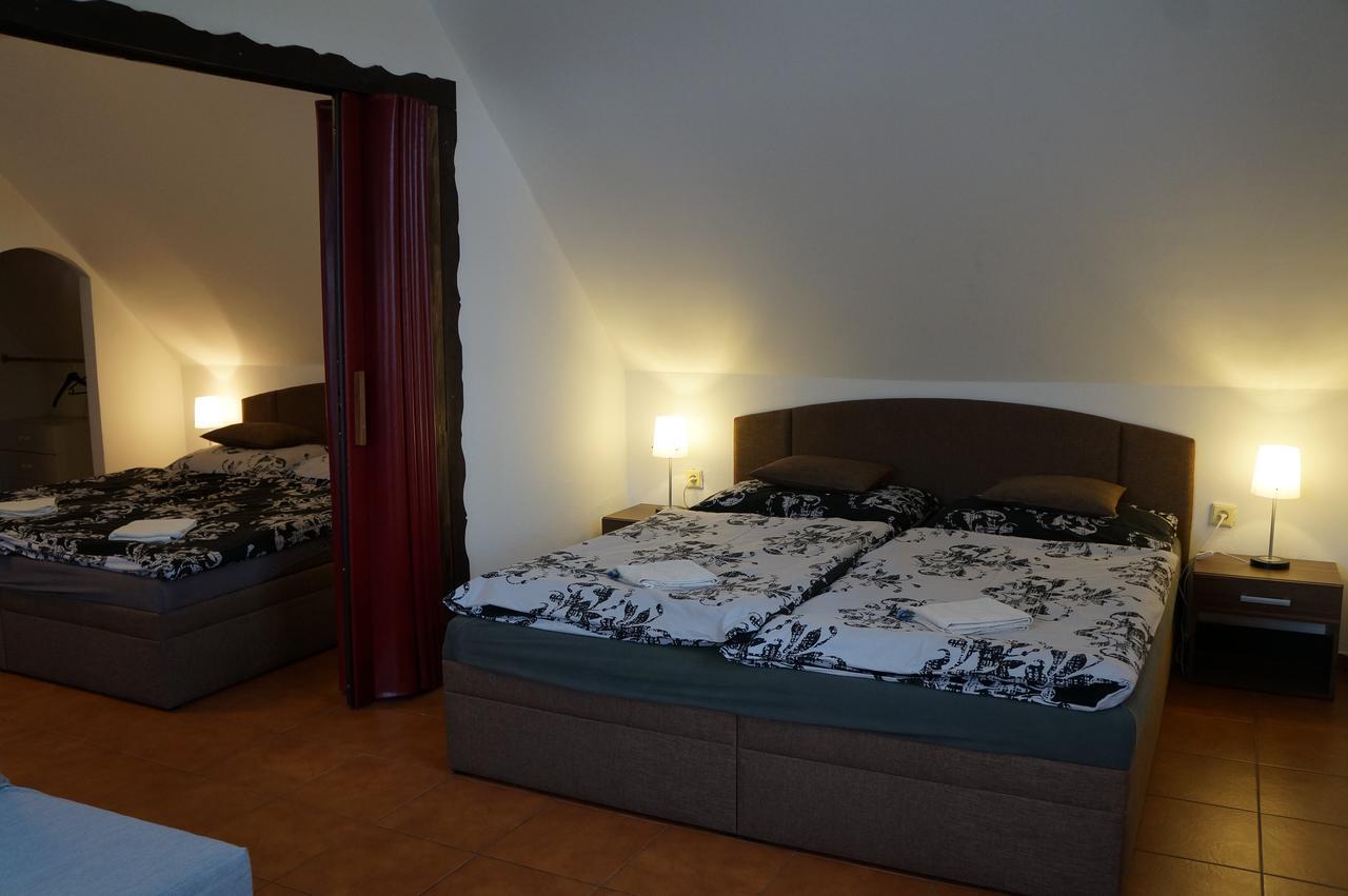 Penzion Kutil Trojanovice Frenštát pod Radhoštěm Exterior foto