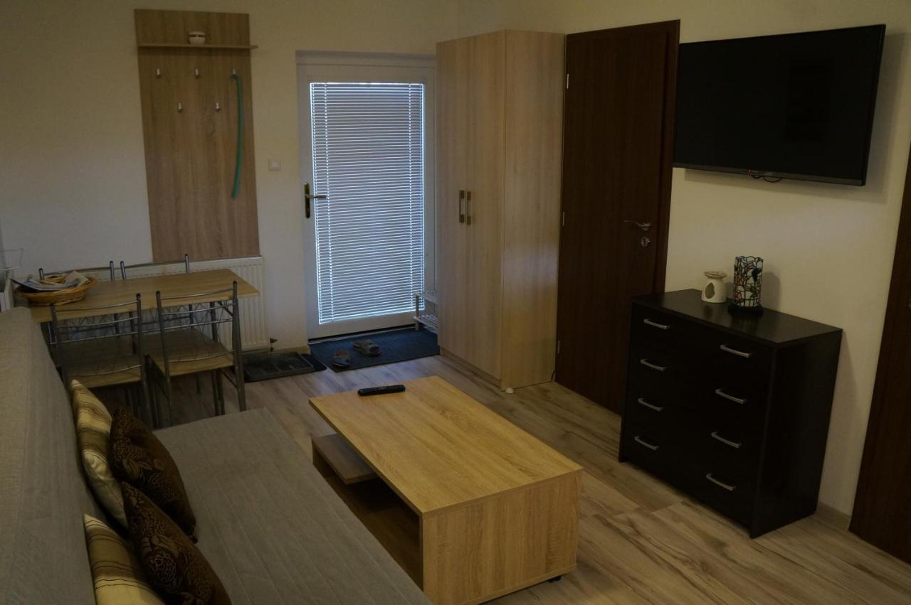 Penzion Kutil Trojanovice Frenštát pod Radhoštěm Exterior foto